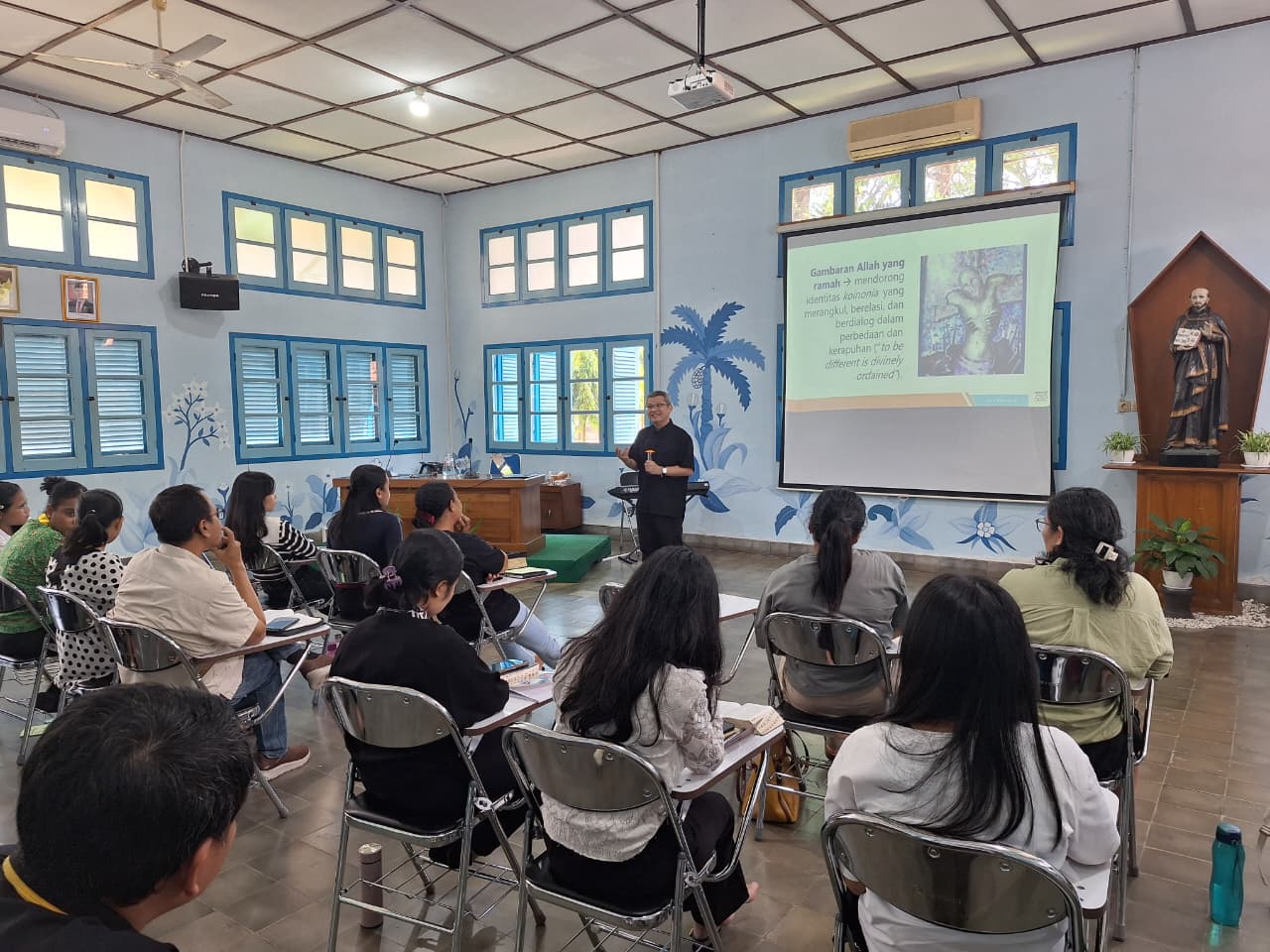 Prodi Filsafat Keilahian Program Magister Slider 2