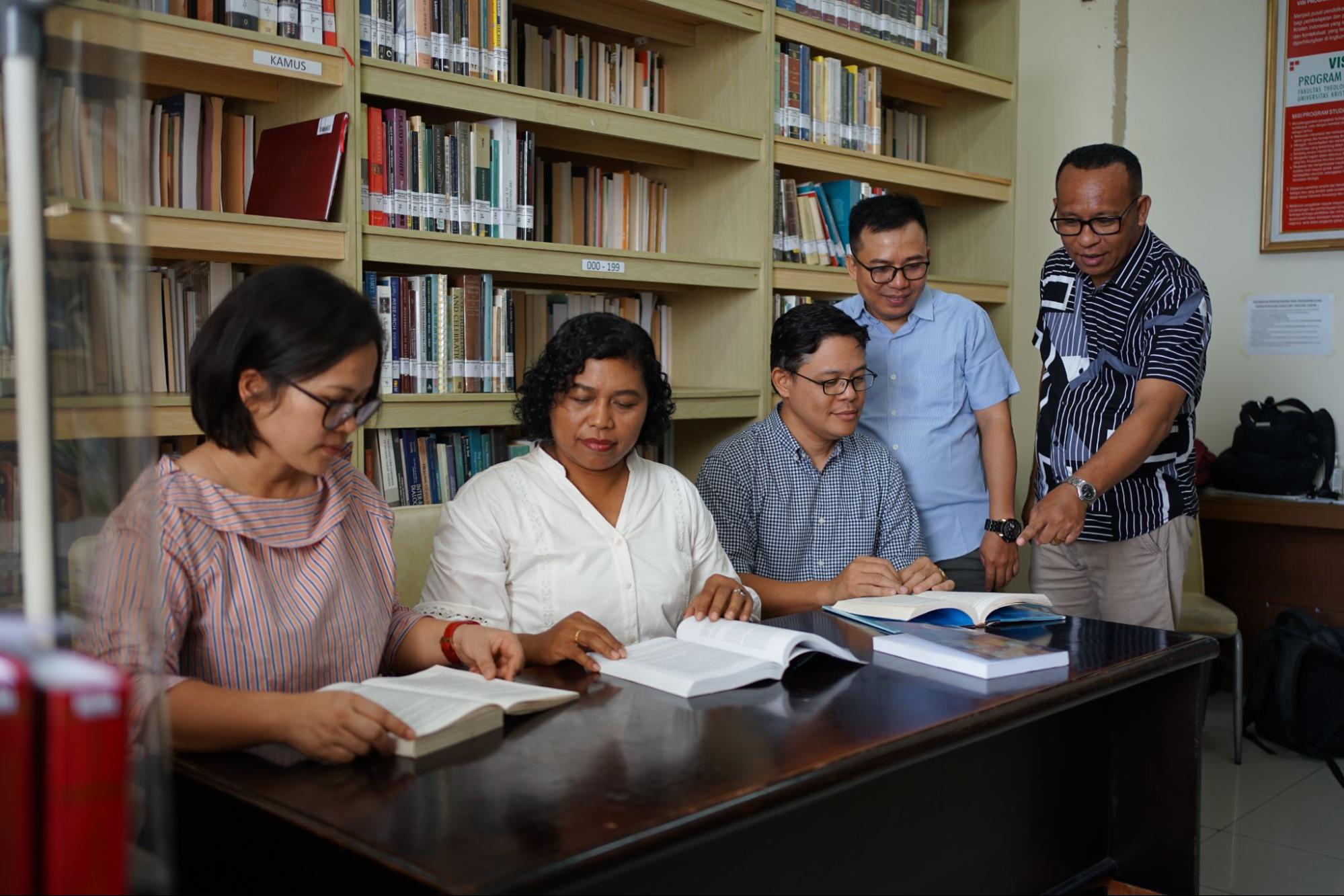 Teologi Program Doktor Slider 3